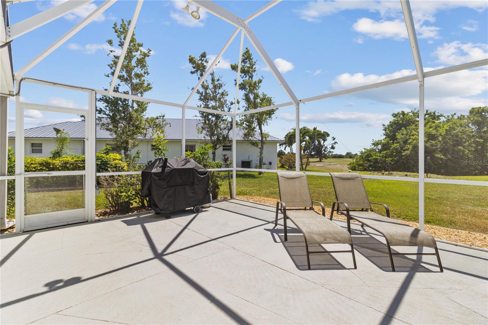 ROTONDA WEST WHITE MARSH - Residential