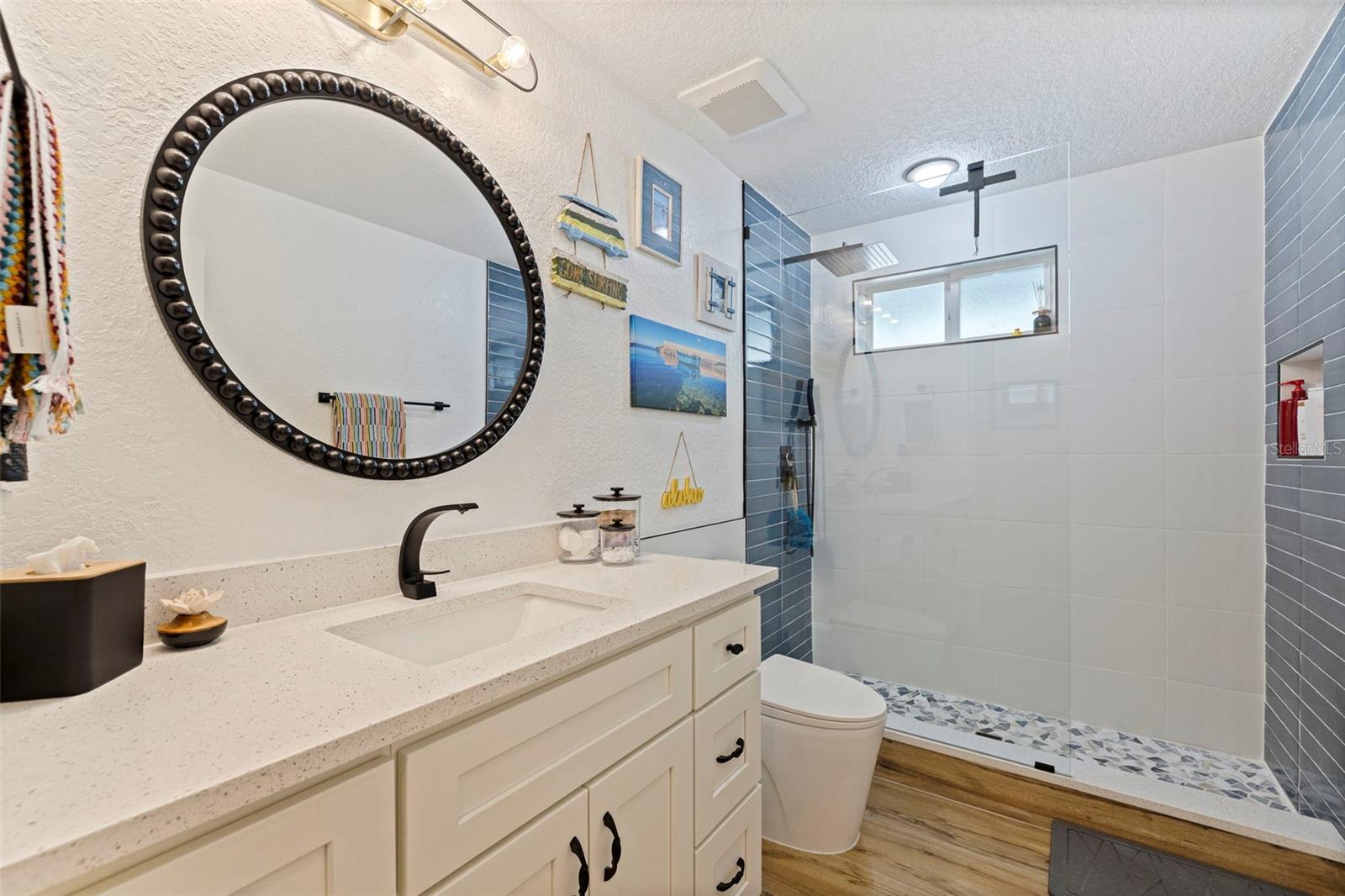 TIERRA VERDE - Residential