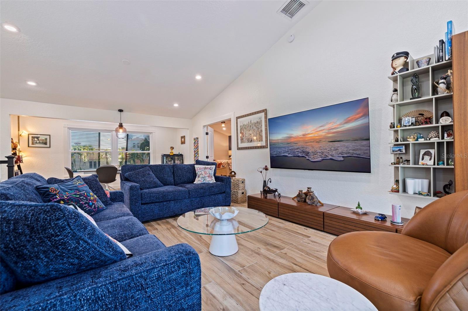 TIERRA VERDE - Residential