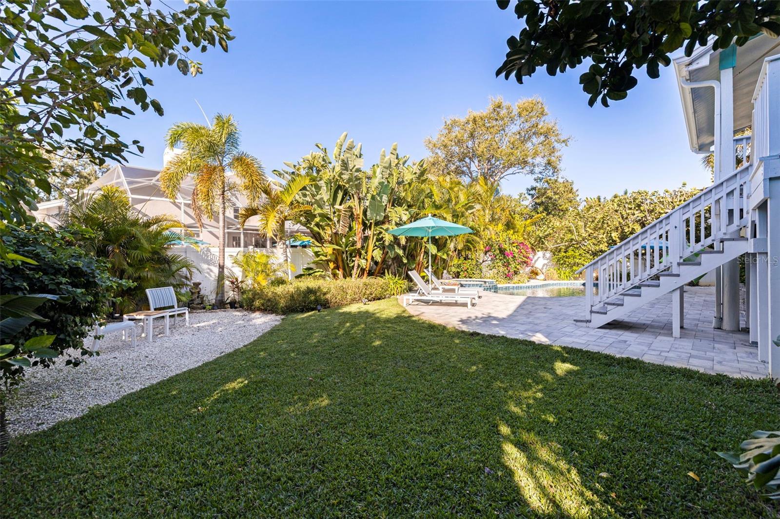 TIERRA VERDE - Residential