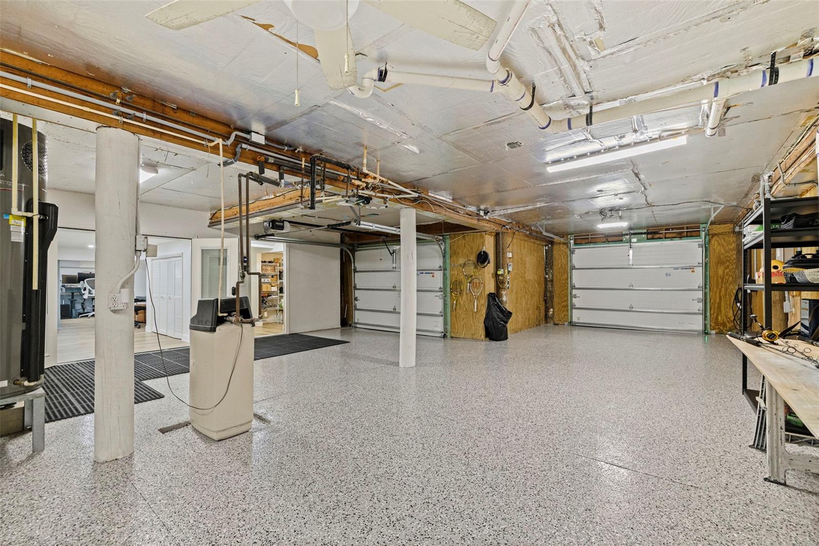 TIERRA VERDE - Residential