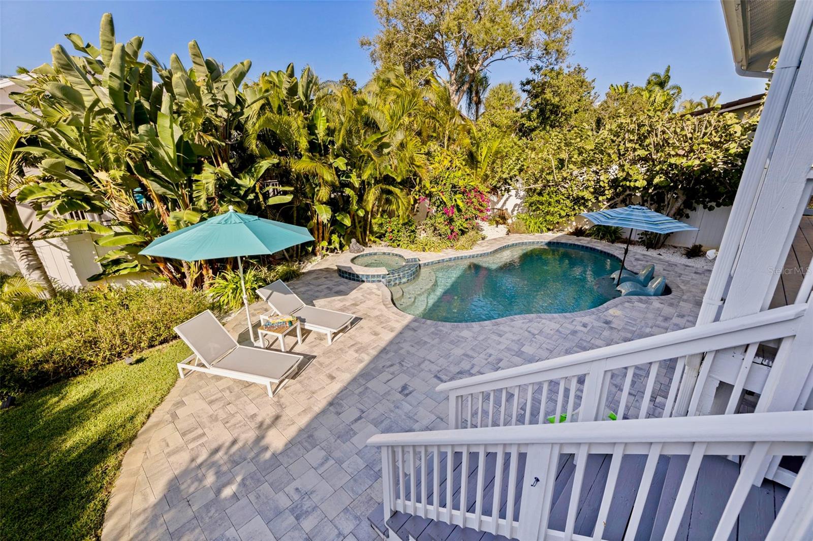 TIERRA VERDE - Residential