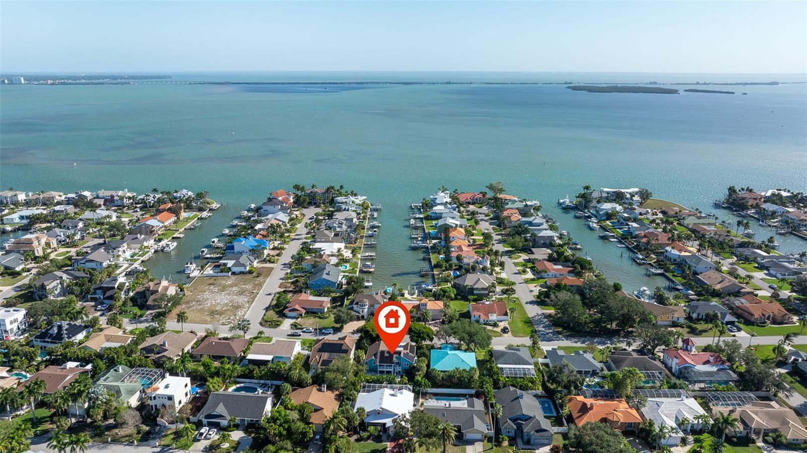 TIERRA VERDE - Residential