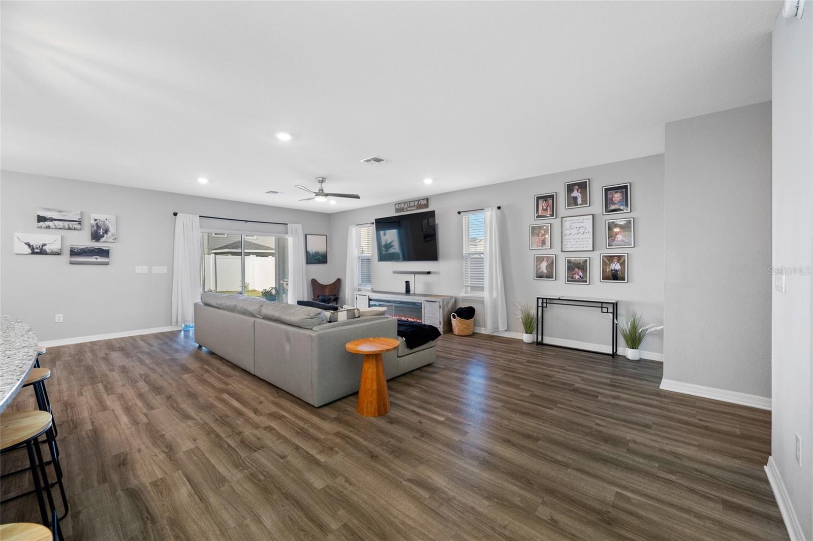 RIDGEWOOD SOUTH - Residential