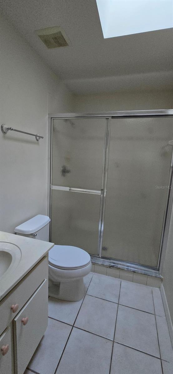 WELLINGTON STATION - Residential Lease