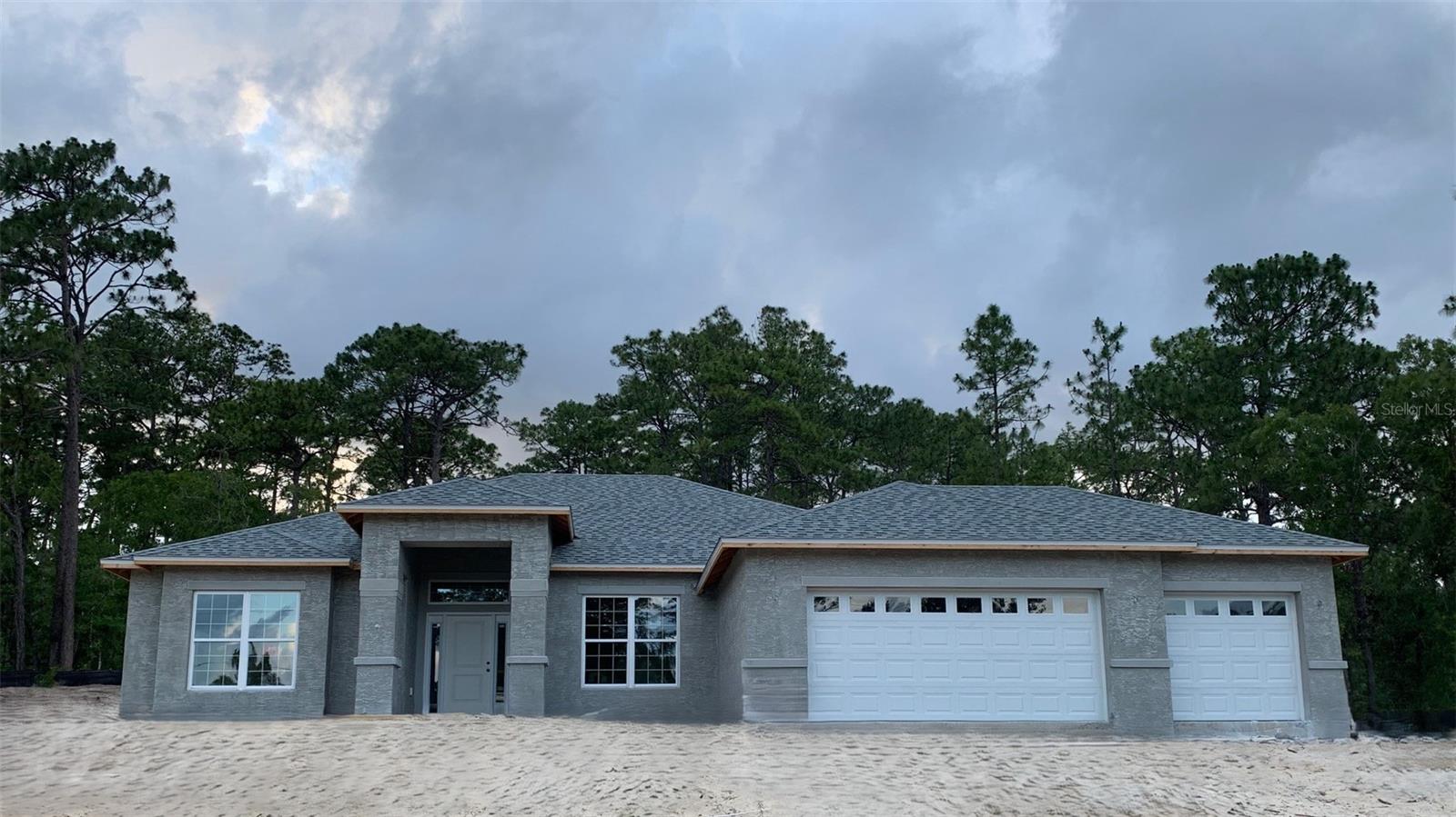 2751 W MESA VERDE DRIVE