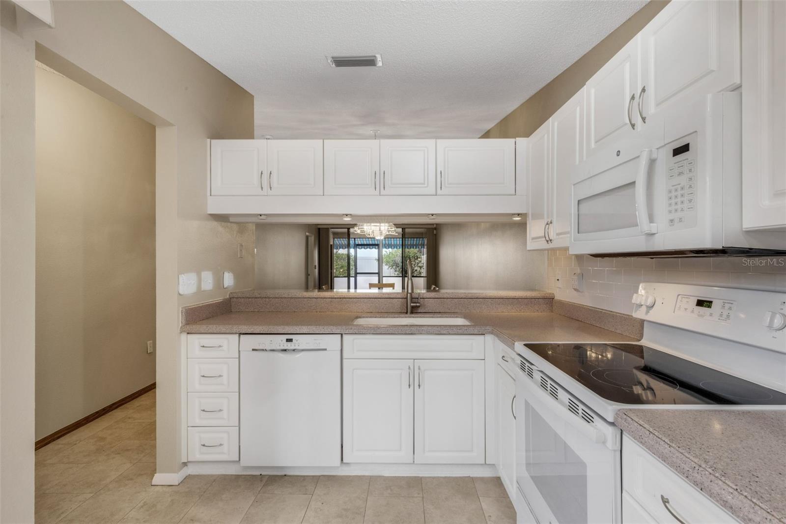 FORTY-THREE WEST II - Residential