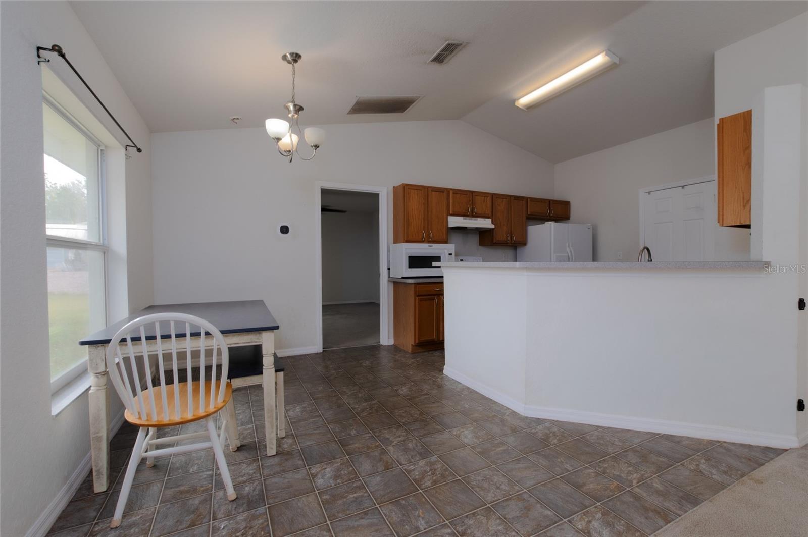 RAINBOW PARK UN 03 - Residential Lease