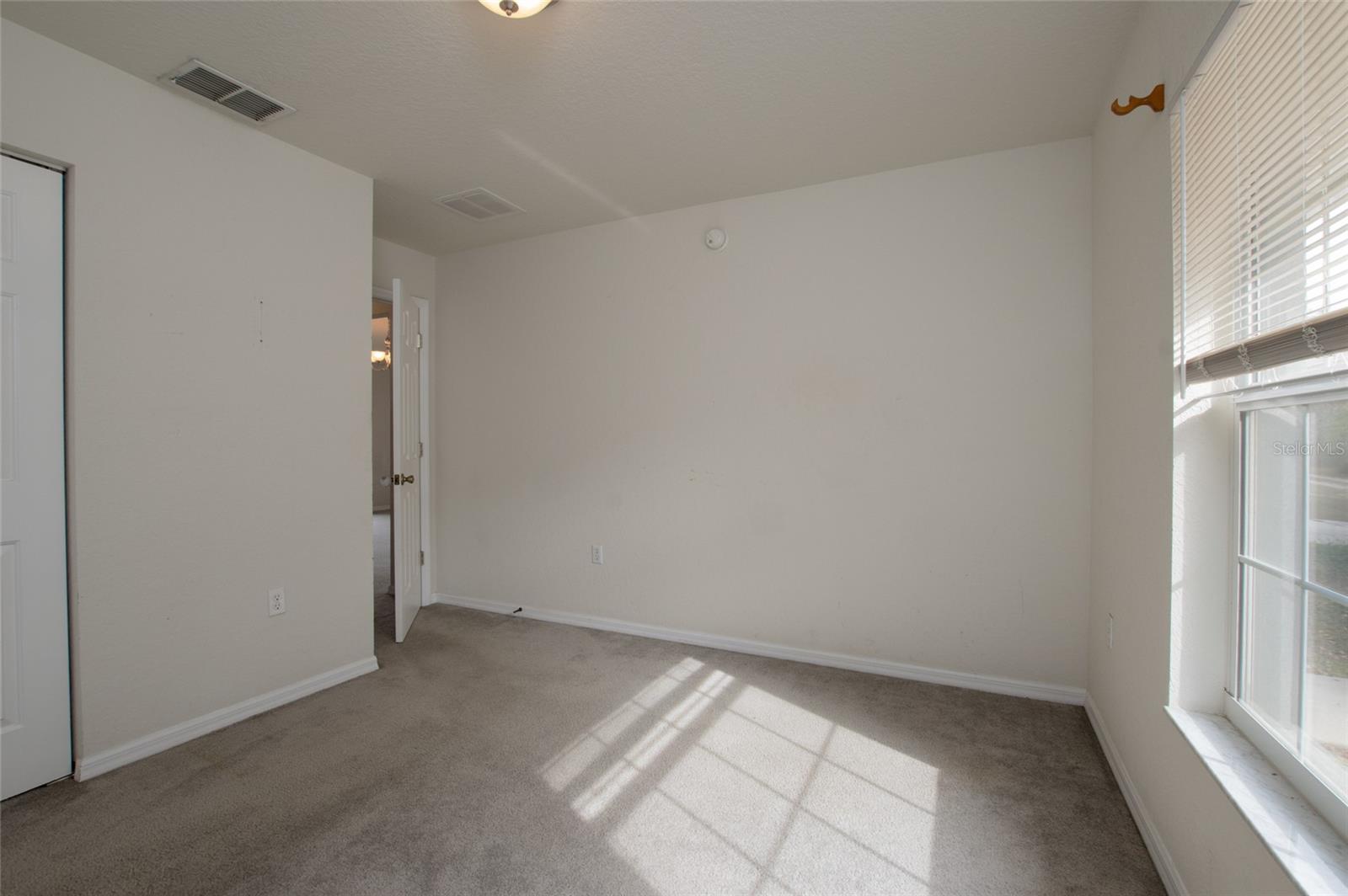 RAINBOW PARK UN 03 - Residential Lease