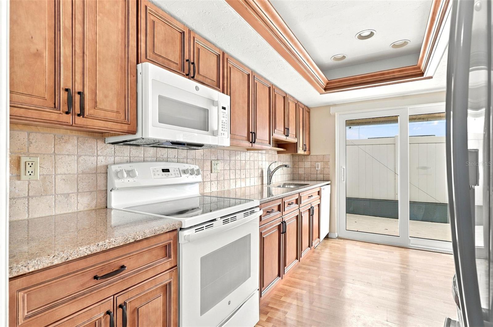 6272 GREEN VIEW CIR 114