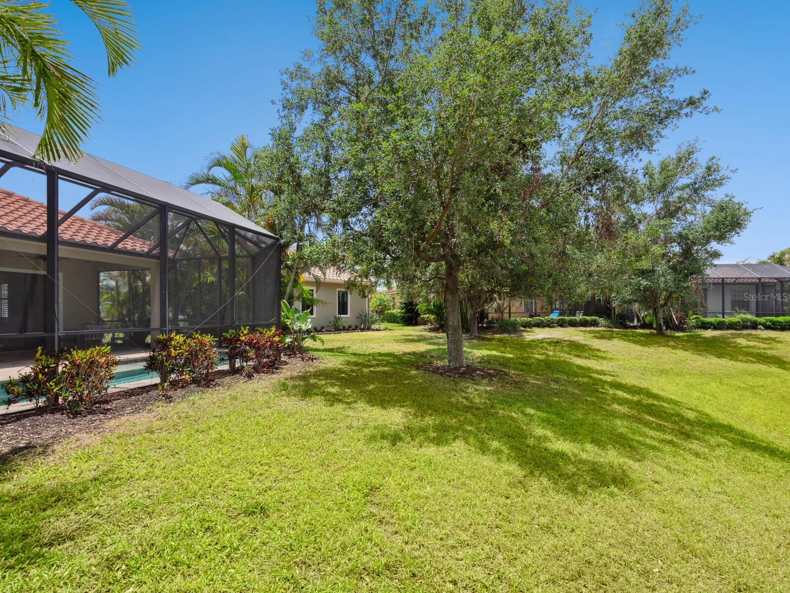 COUNTRY CLUB EAST AT LAKEWD RNCH QQ1 1 - Residential