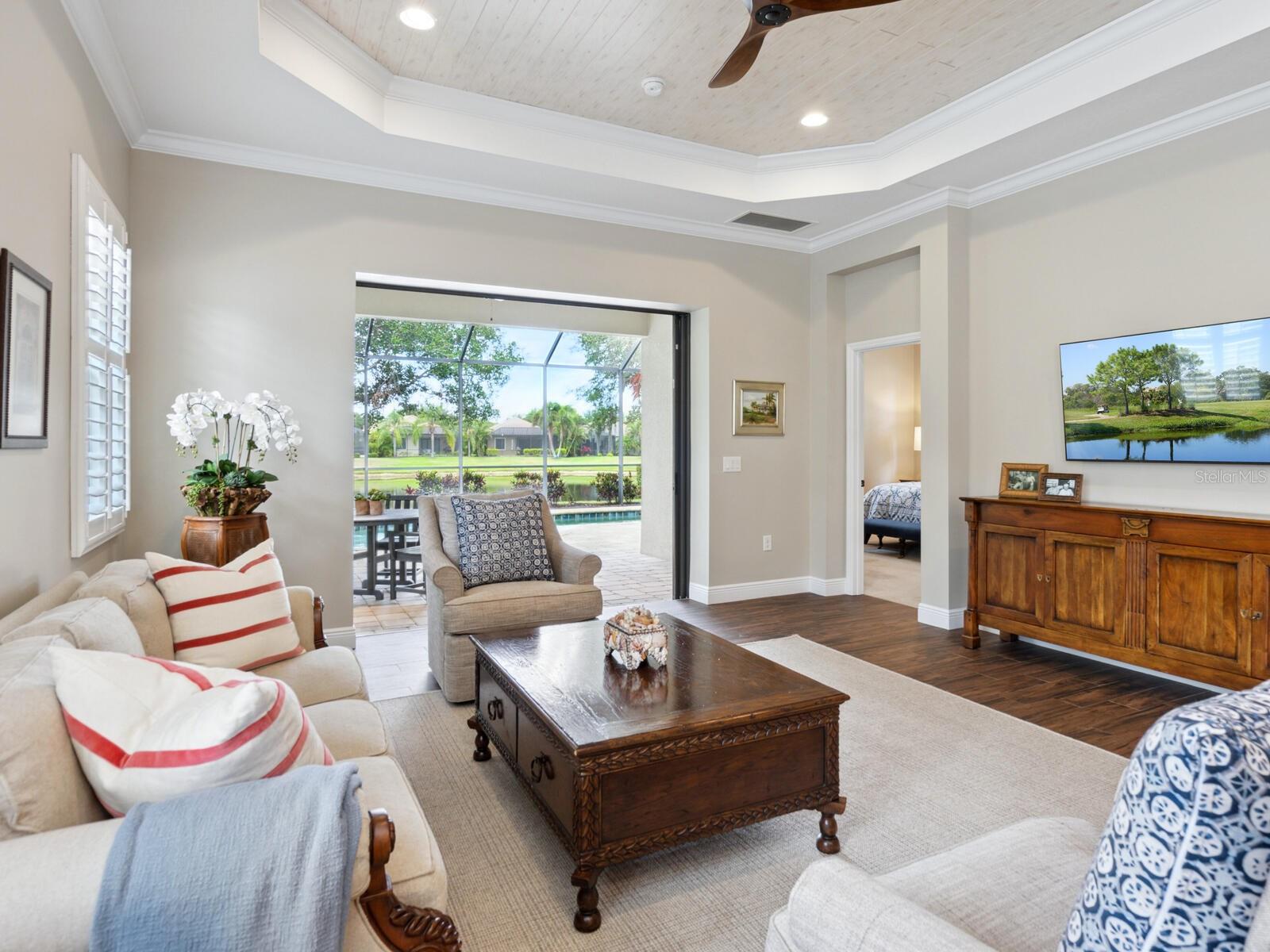 COUNTRY CLUB EAST AT LAKEWD RNCH QQ1 1 - Residential