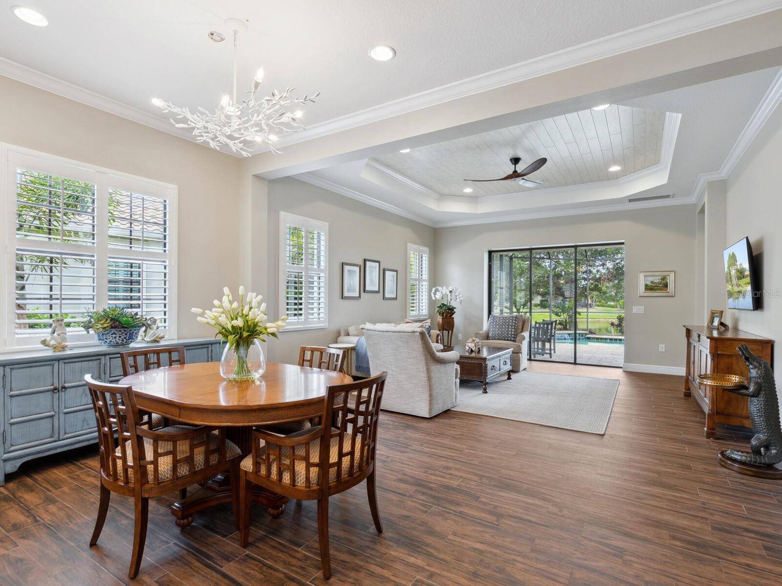 COUNTRY CLUB EAST AT LAKEWD RNCH QQ1 1 - Residential