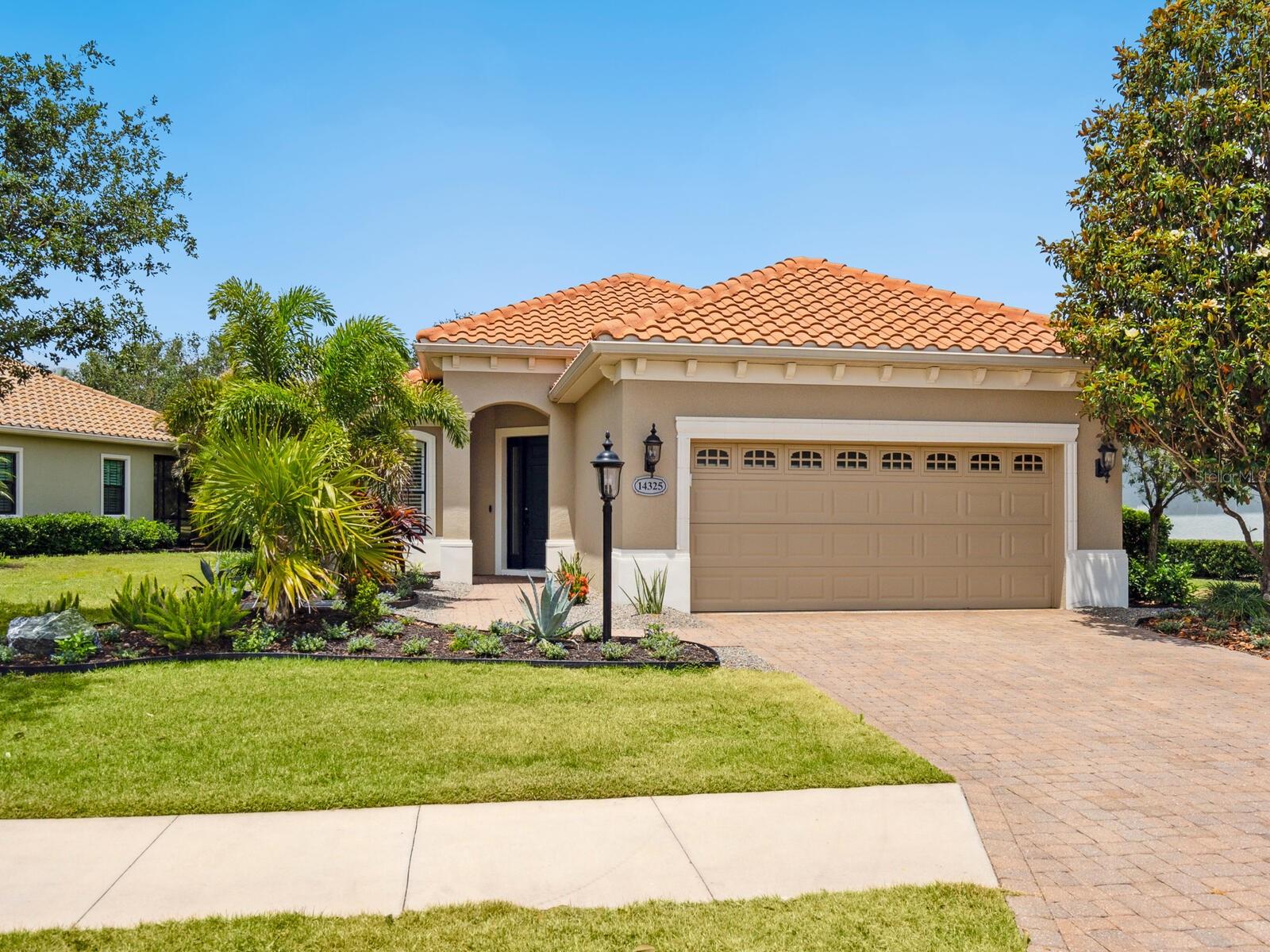 COUNTRY CLUB EAST AT LAKEWD RNCH QQ1 1 - Residential