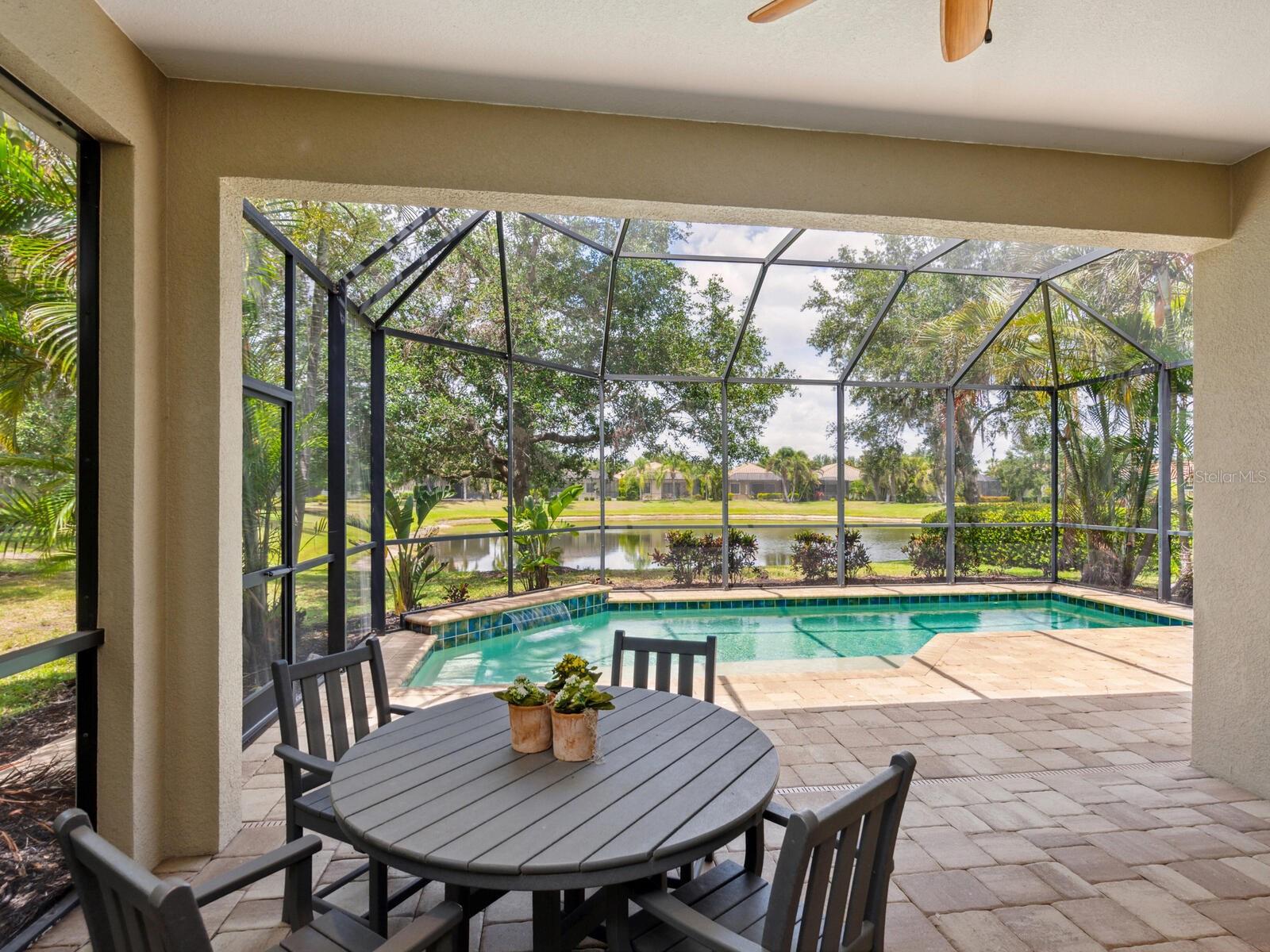 COUNTRY CLUB EAST AT LAKEWD RNCH QQ1 1 - Residential