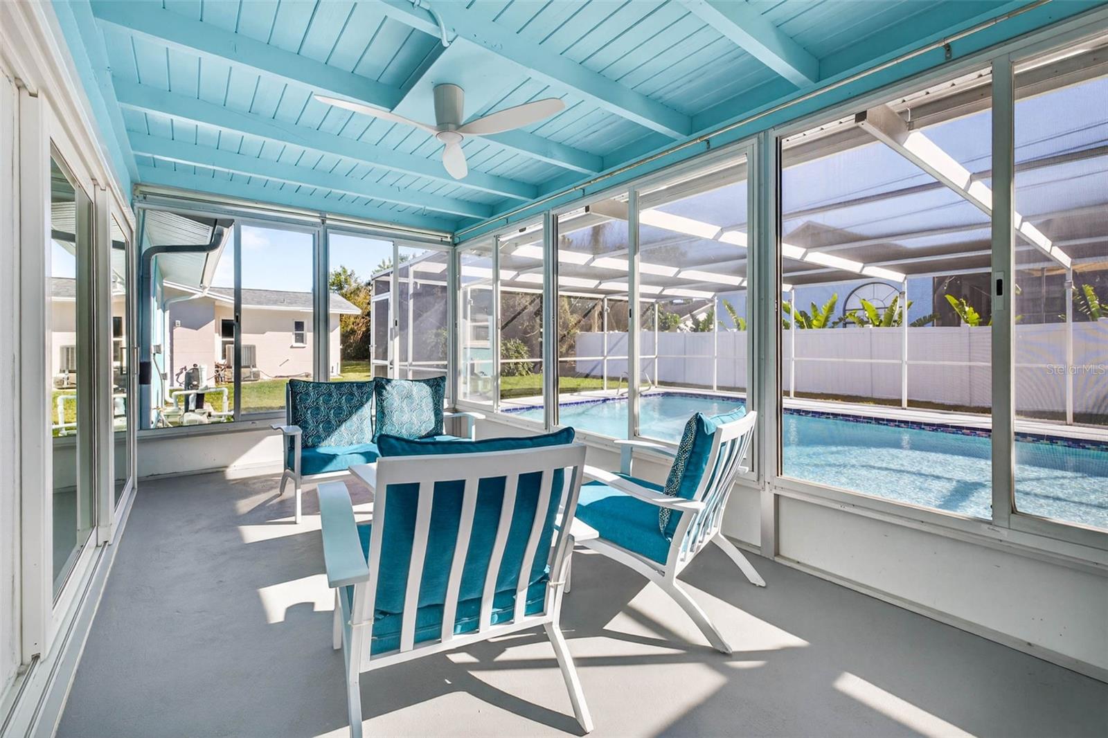 MAXIMO MOORINGS - Residential