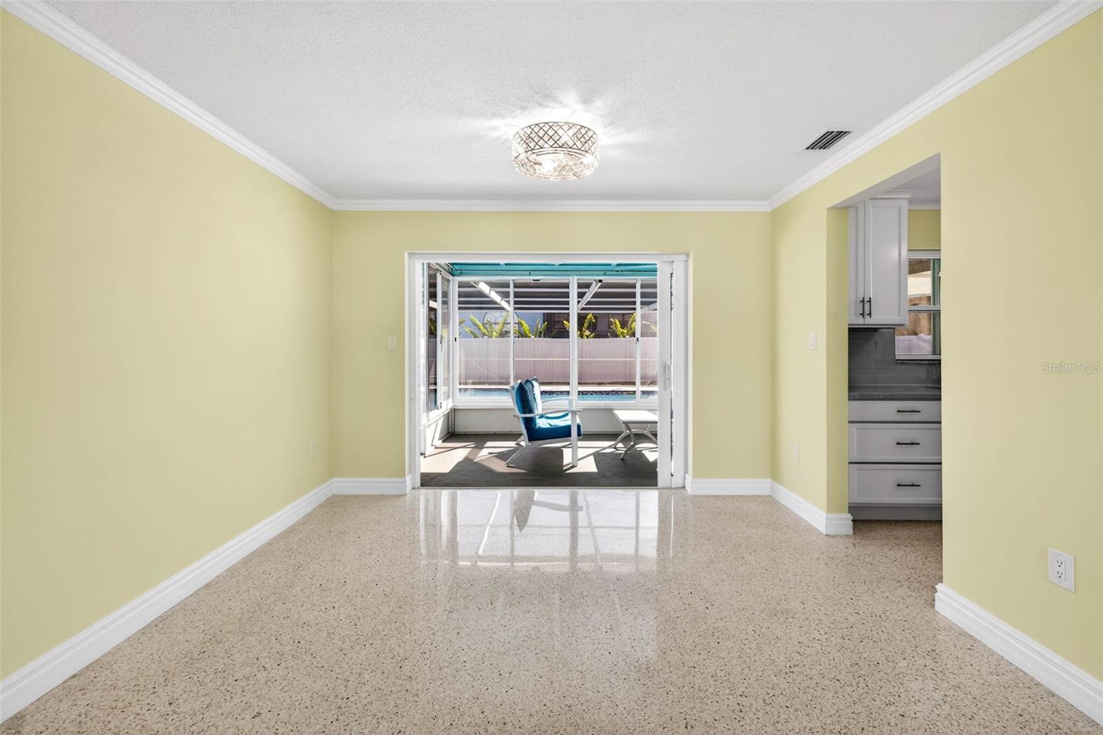 MAXIMO MOORINGS - Residential