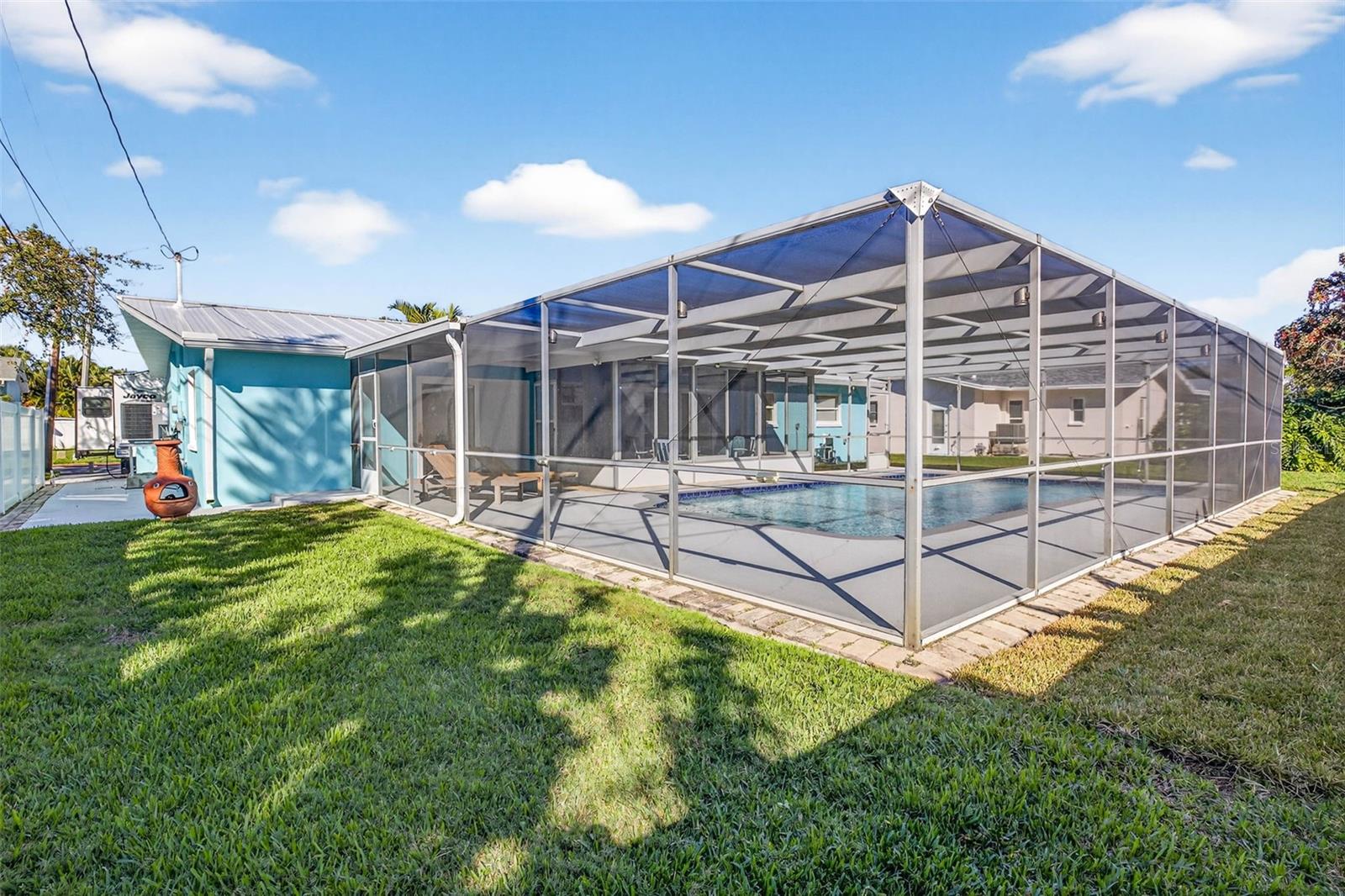 MAXIMO MOORINGS - Residential