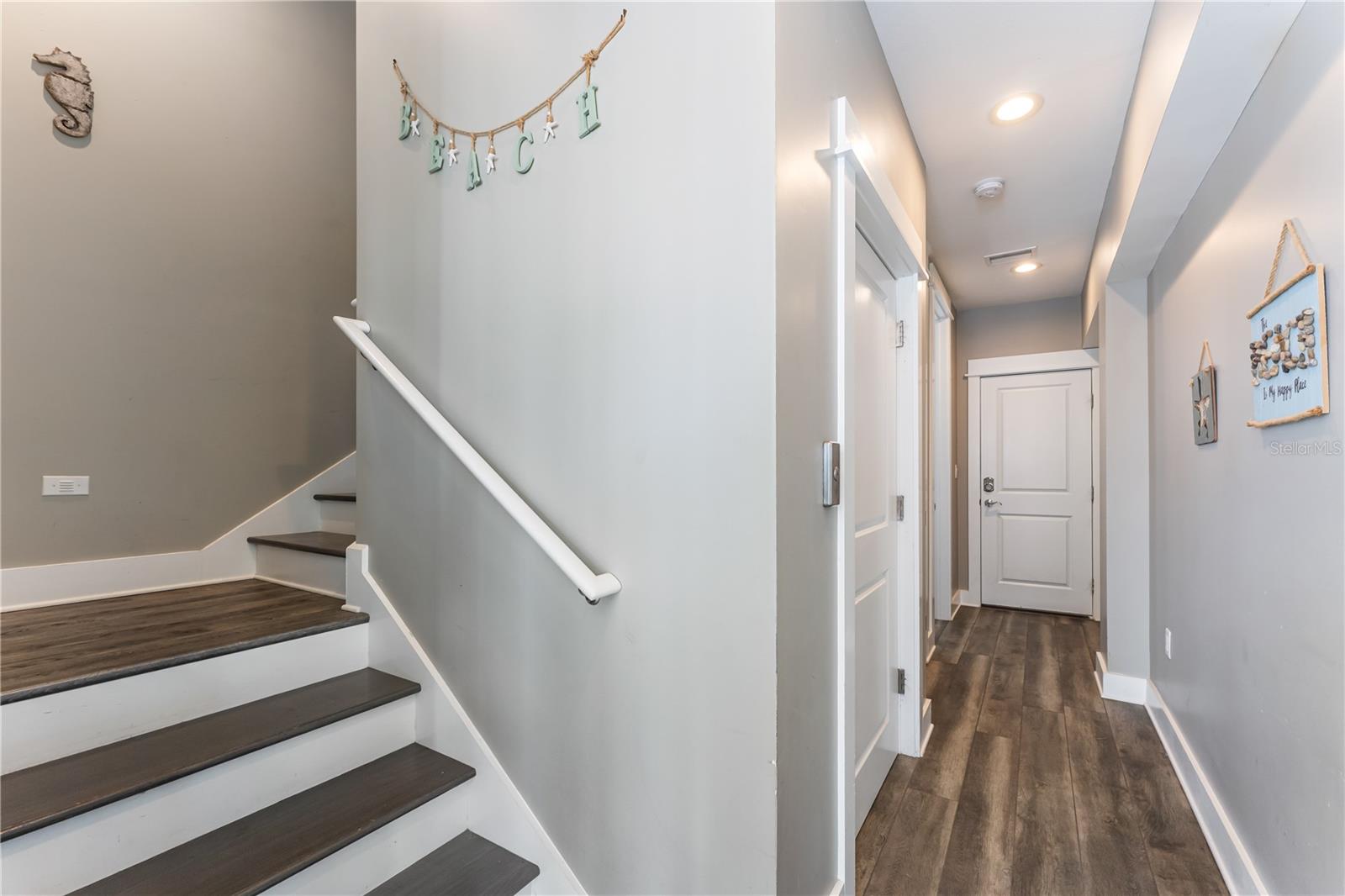 SEAGRASS - Residential