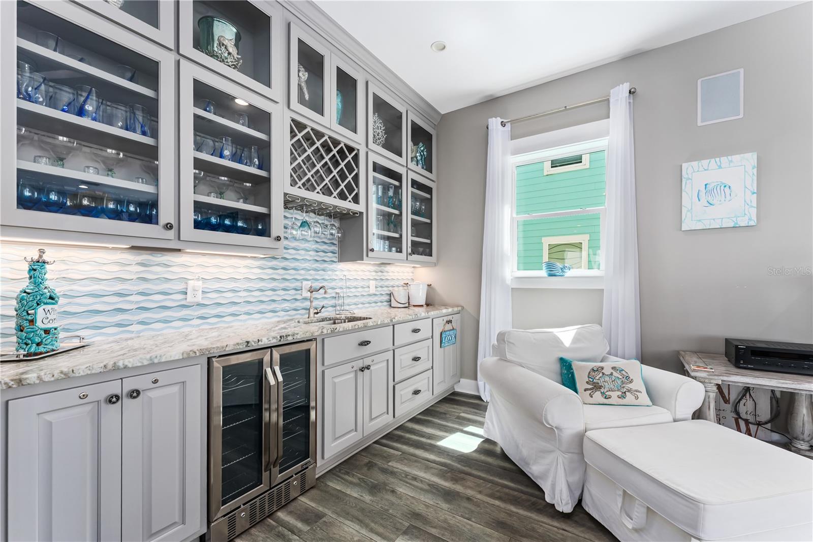 SEAGRASS - Residential