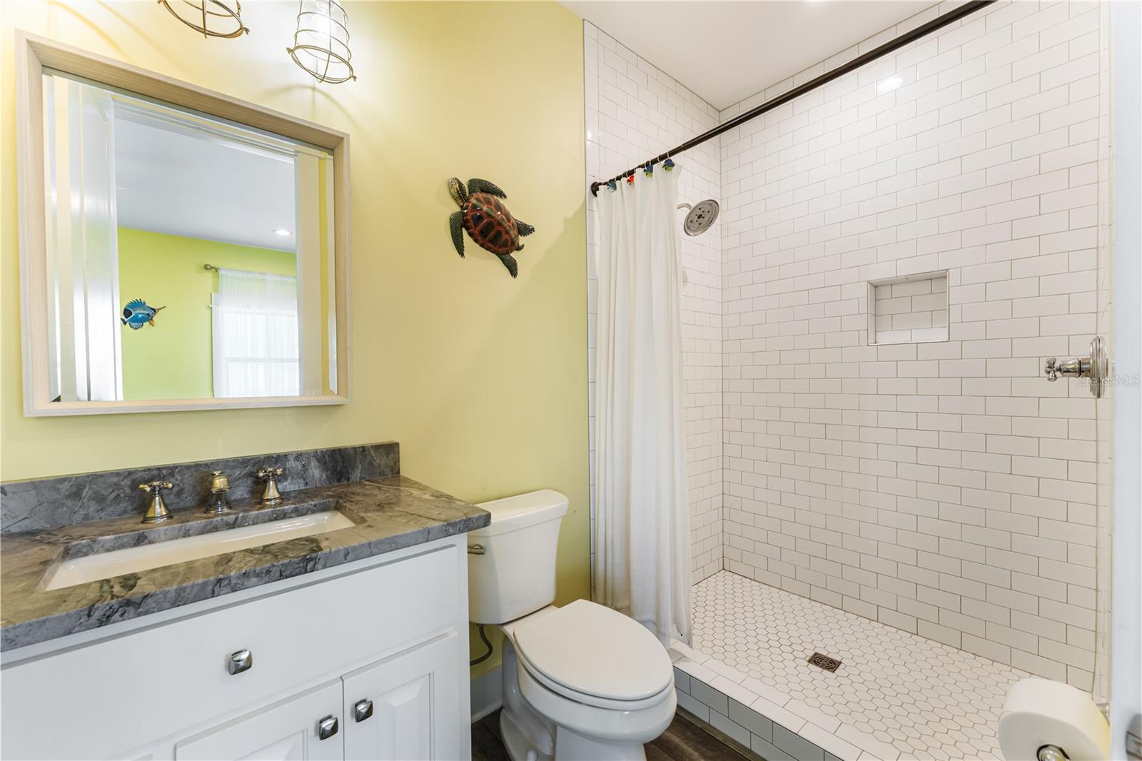 SEAGRASS - Residential