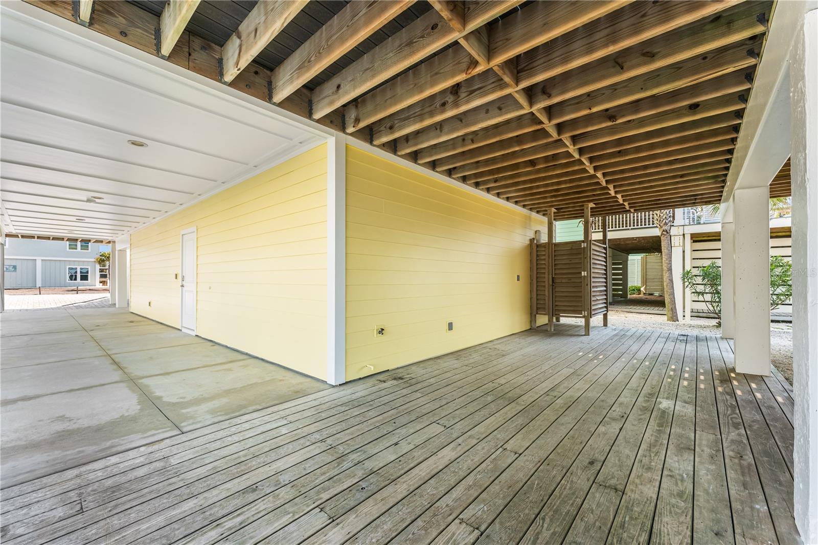 SEAGRASS - Residential