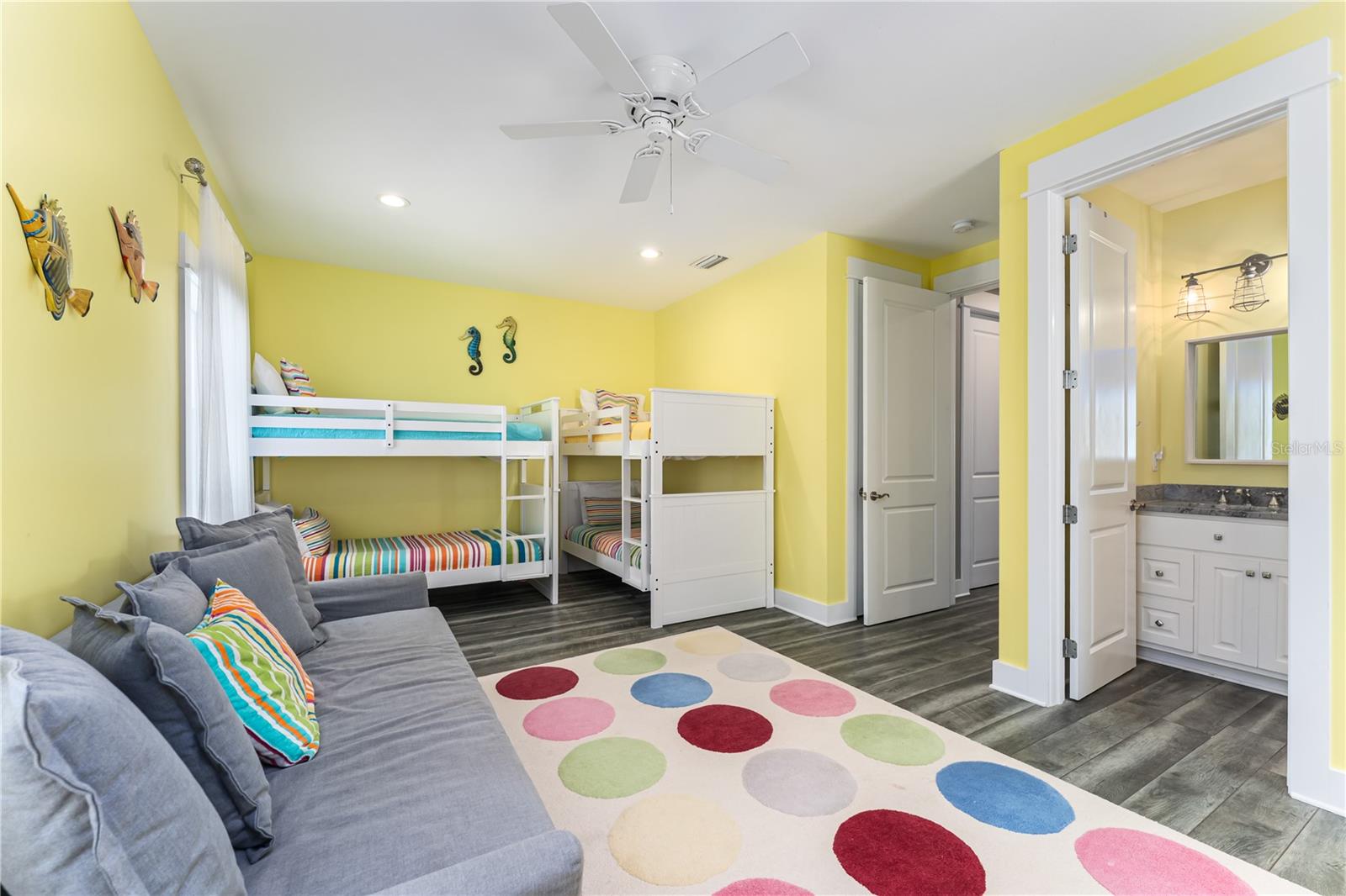 SEAGRASS - Residential