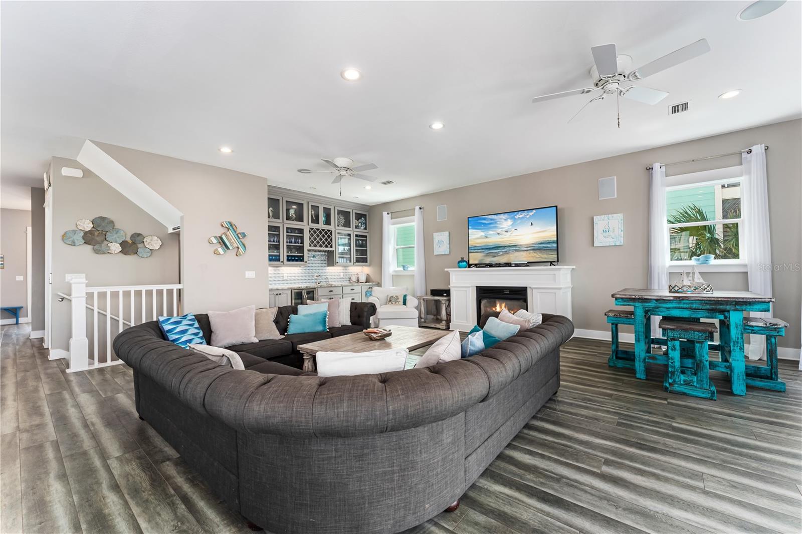 SEAGRASS - Residential