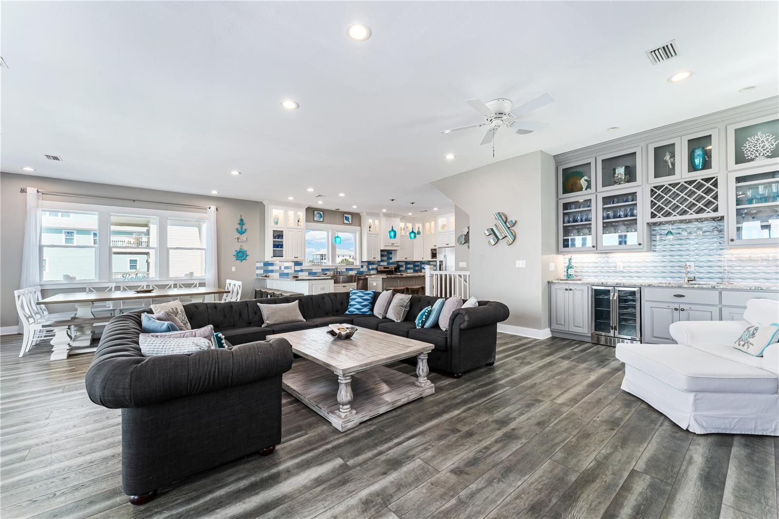 SEAGRASS - Residential