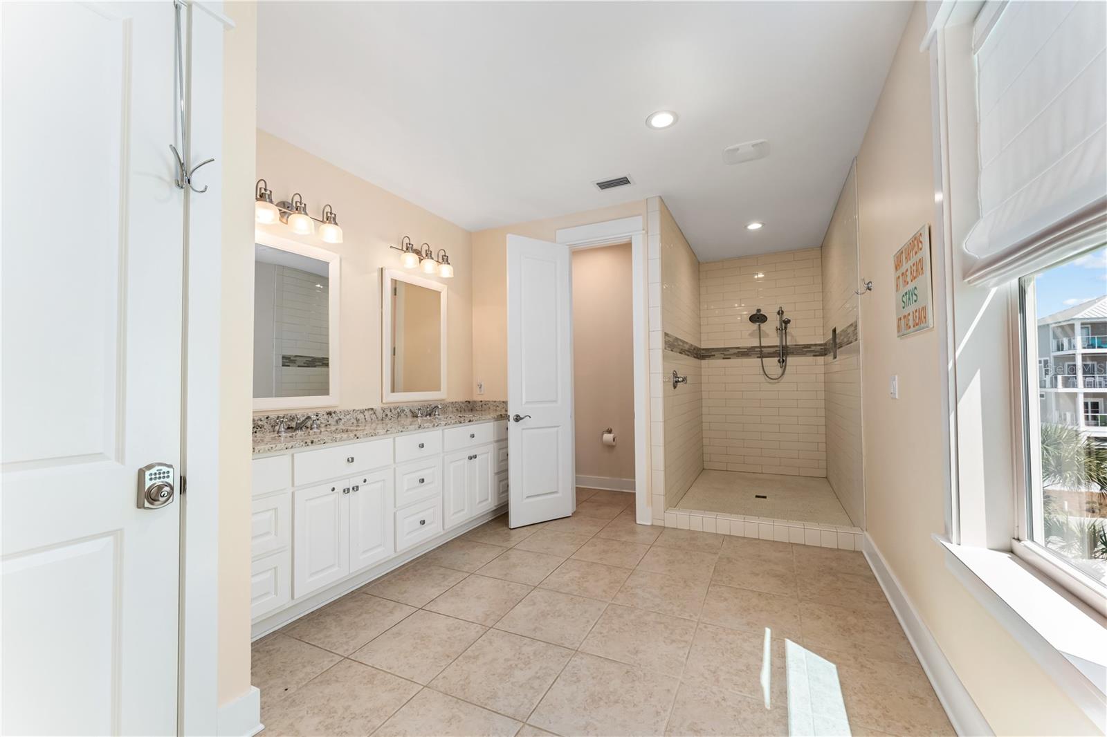 SEAGRASS - Residential