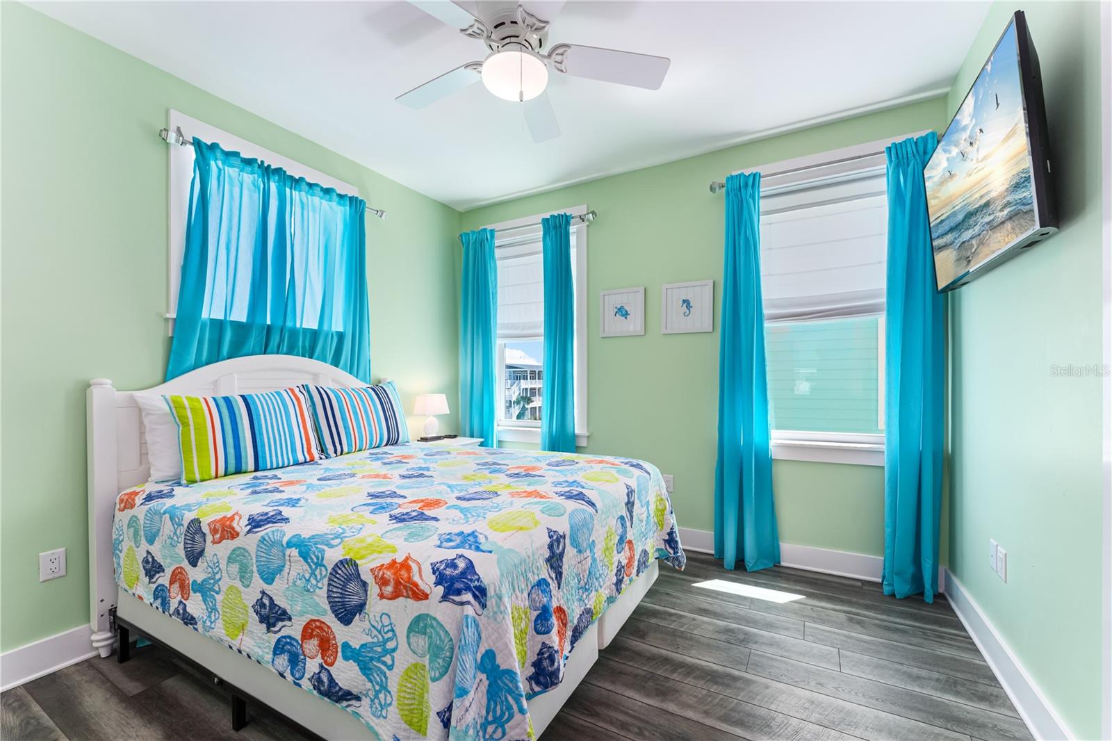 SEAGRASS - Residential