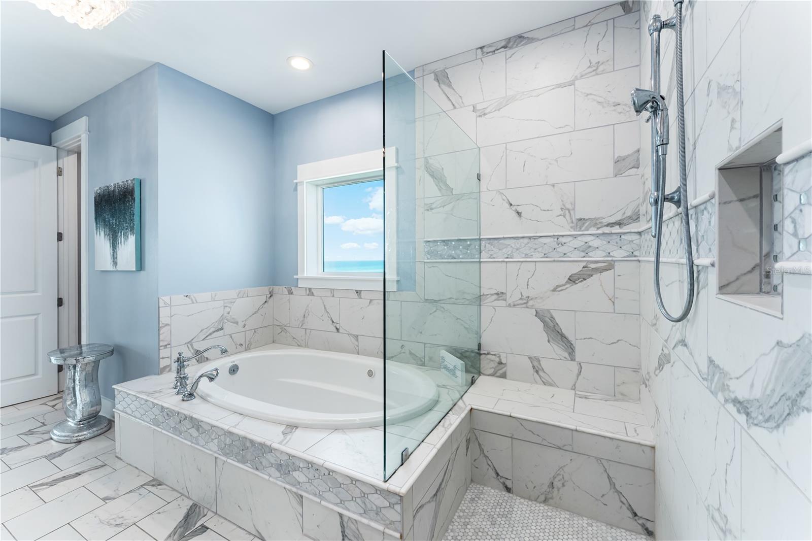 SEAGRASS - Residential