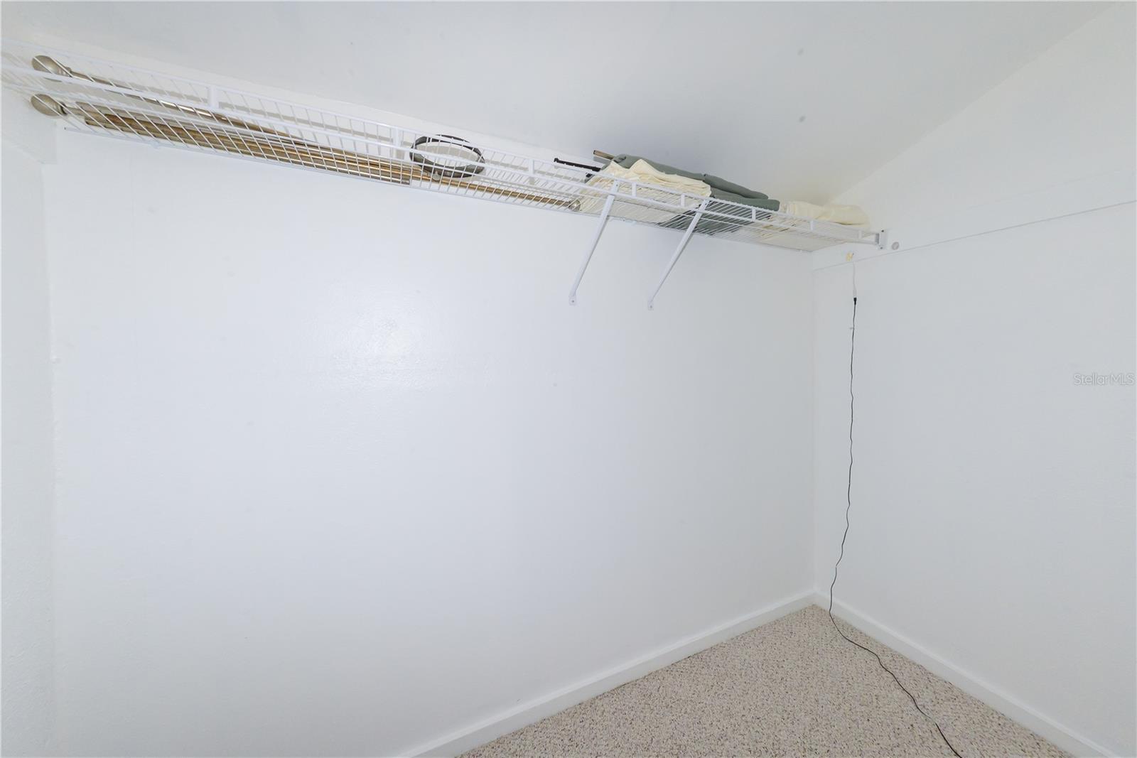 HENDRY ESTATES - Residential