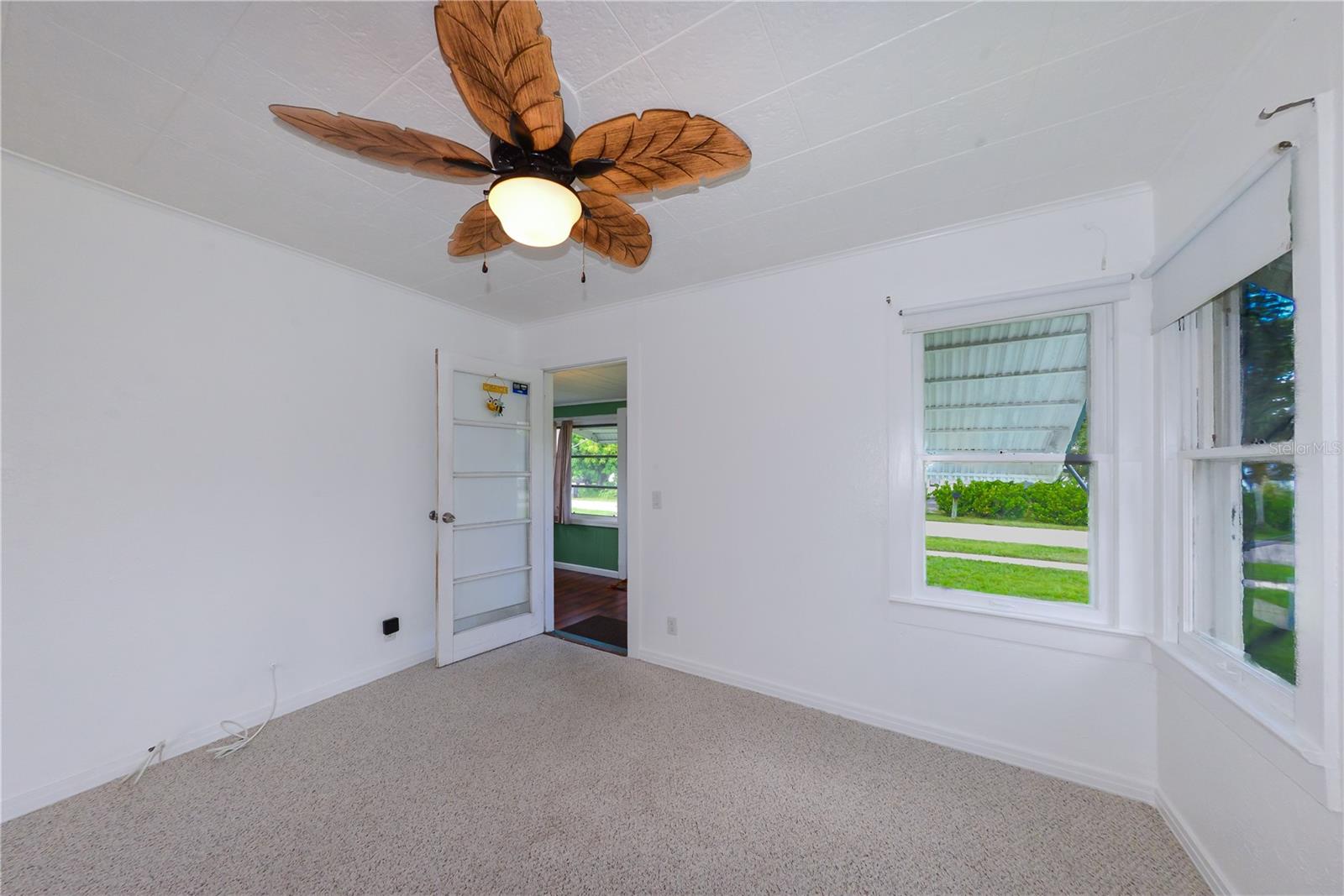 HENDRY ESTATES - Residential