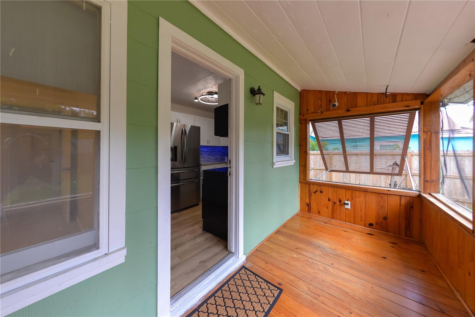 HENDRY ESTATES - Residential