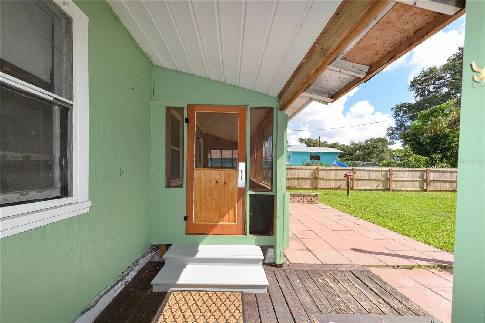 HENDRY ESTATES - Residential