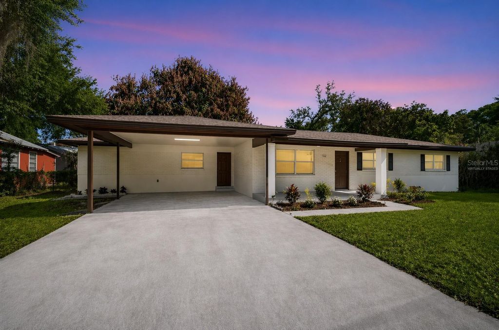 Photo of 1212 E 24th Avenue, Tampa, FL 33605 (MLS # TB8497584)