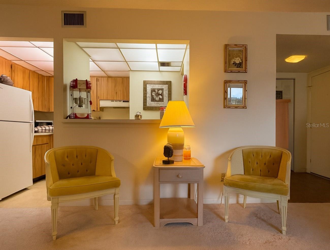 LAKESIDE CONDO APTS - Residential