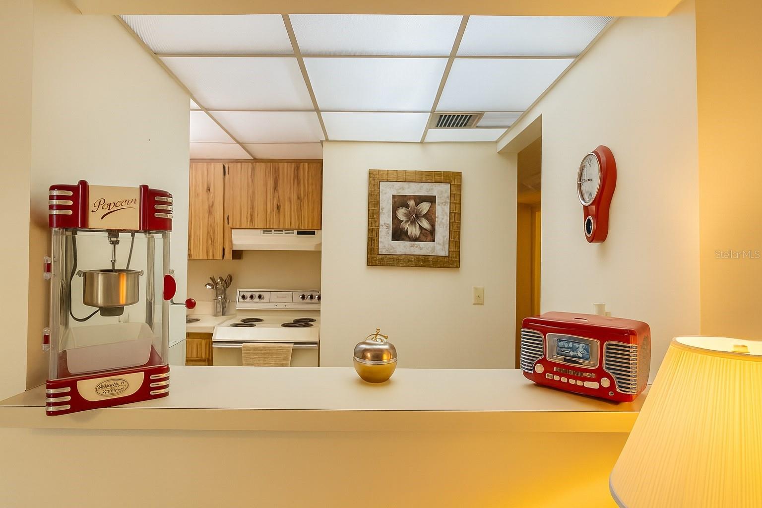 LAKESIDE CONDO APTS - Residential