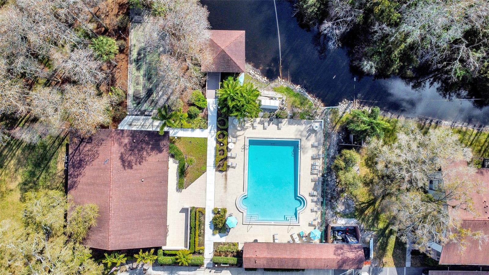 YORKTOWN AT BEACON PLACE - Residential