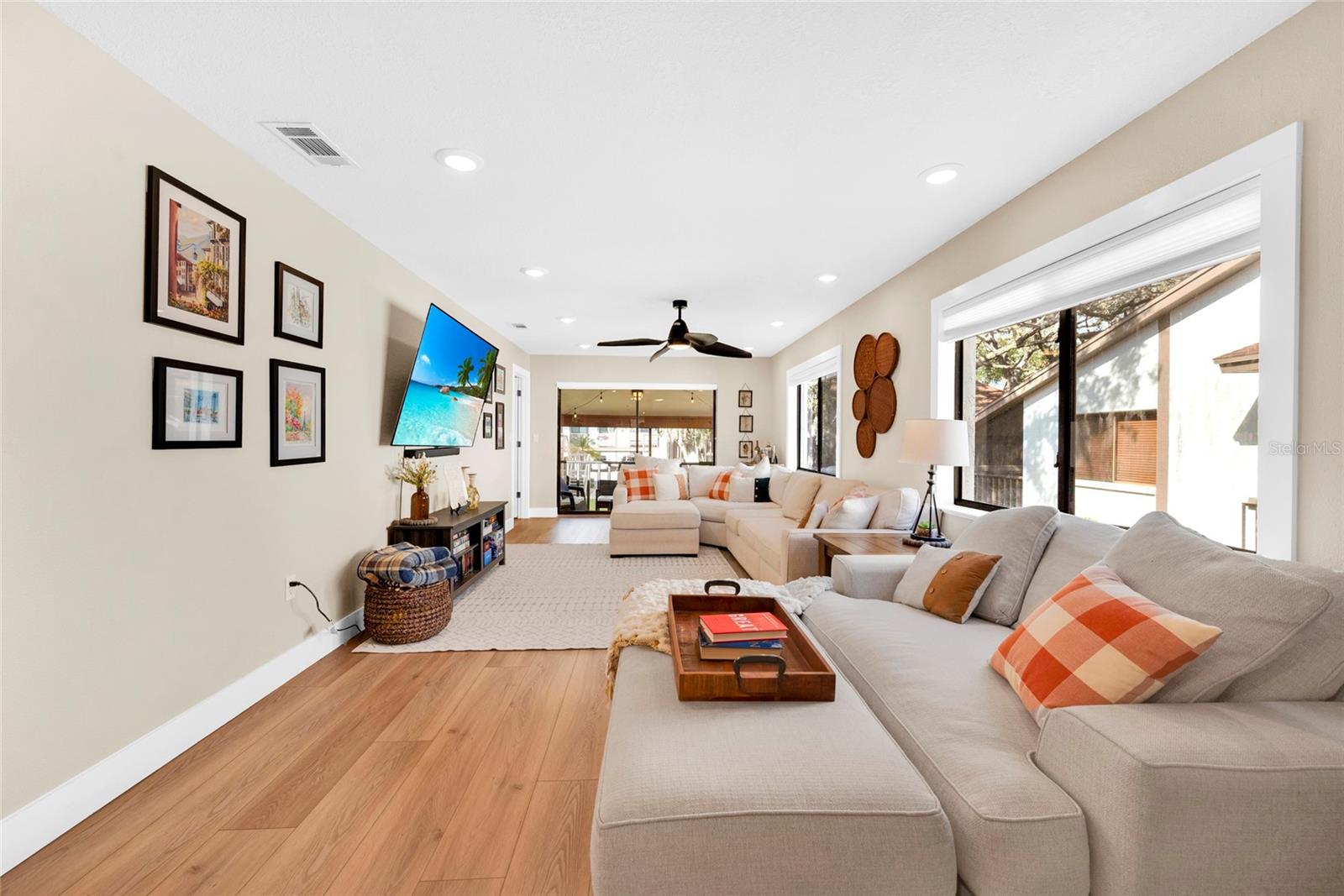 511 LONGFELLOW COURT D