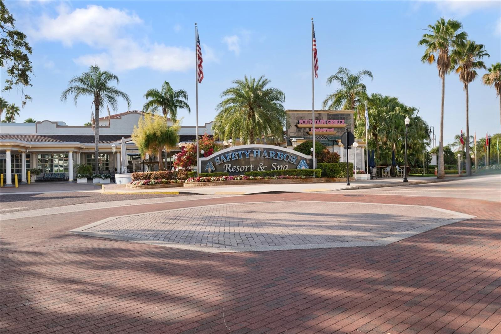 YORKTOWN AT BEACON PLACE - Residential