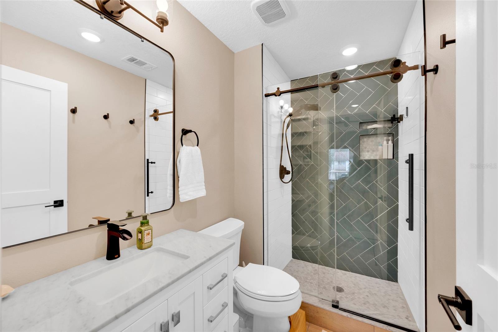 YORKTOWN AT BEACON PLACE - Residential