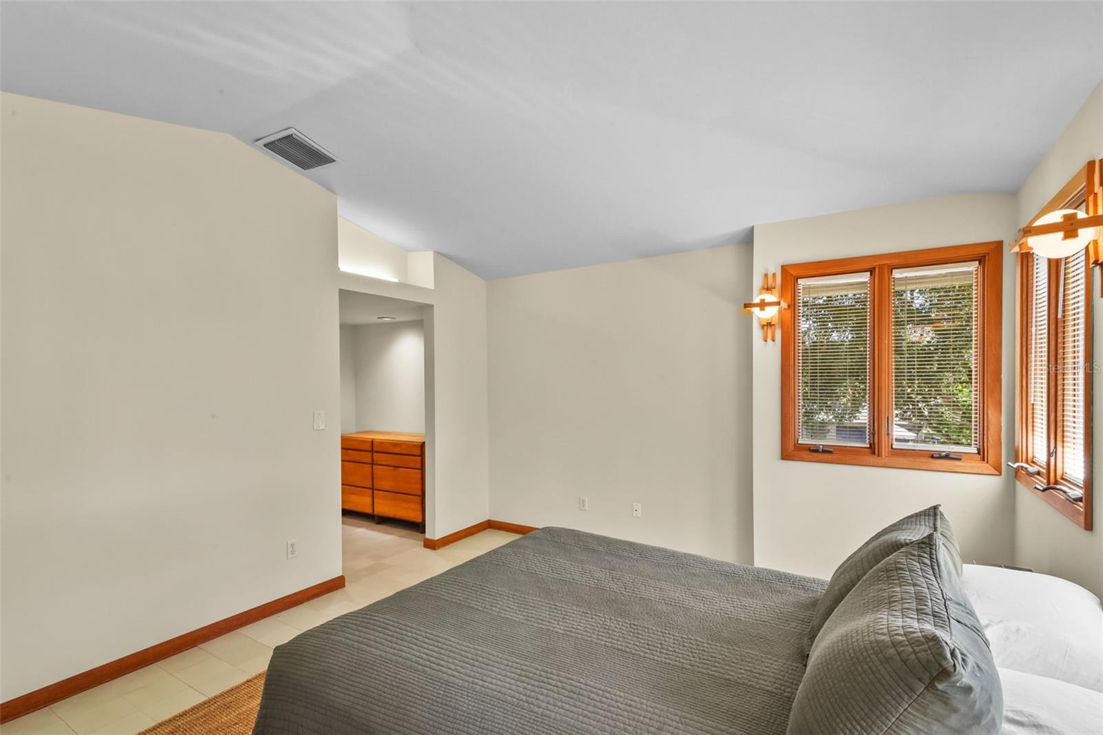 WEST ALTAMONTE HEIGHTS SEC 3 - Residential