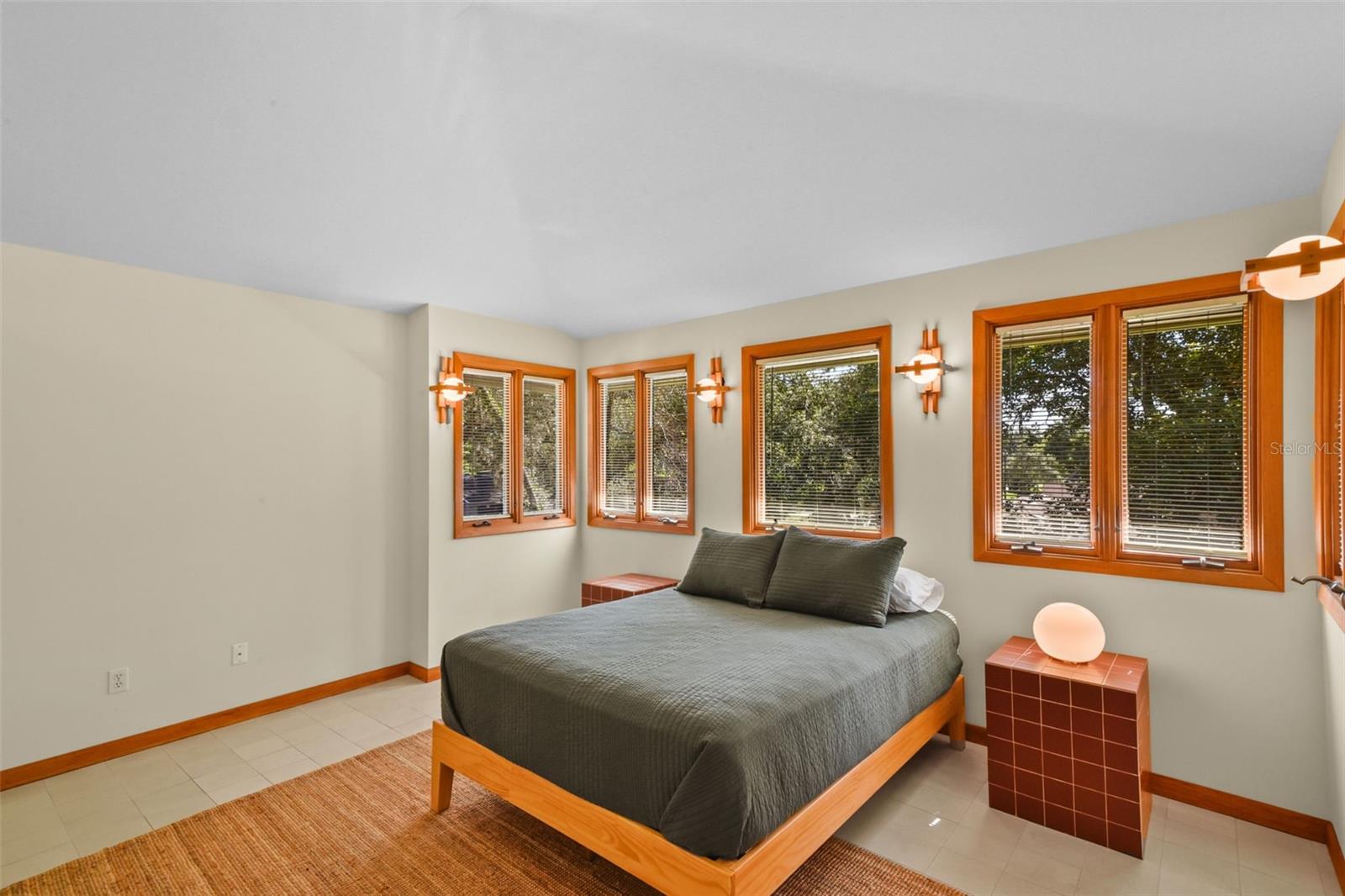 WEST ALTAMONTE HEIGHTS SEC 3 - Residential