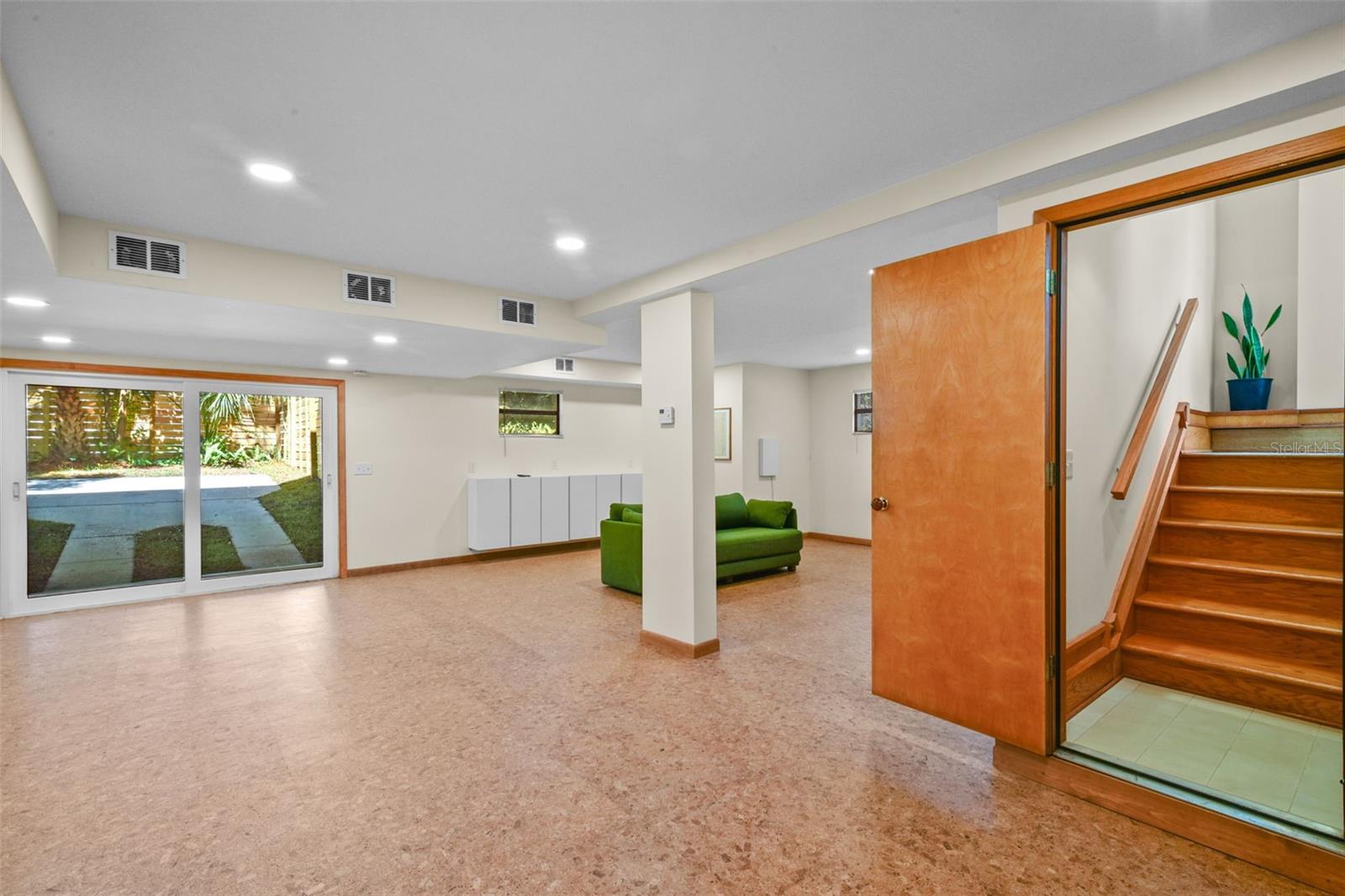 WEST ALTAMONTE HEIGHTS SEC 3 - Residential
