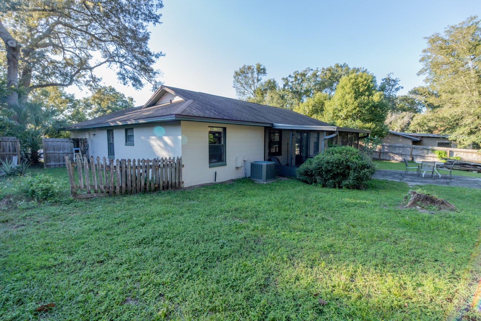 ROLLING OAKS - Residential