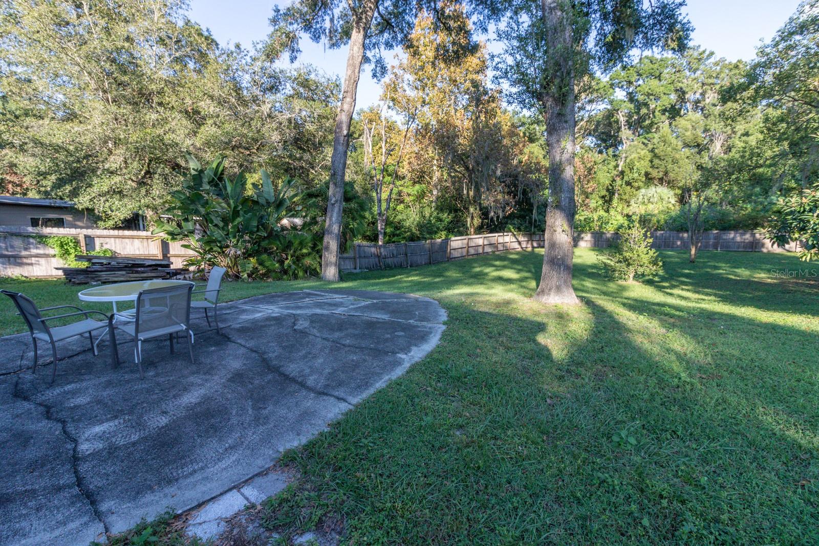 ROLLING OAKS - Residential