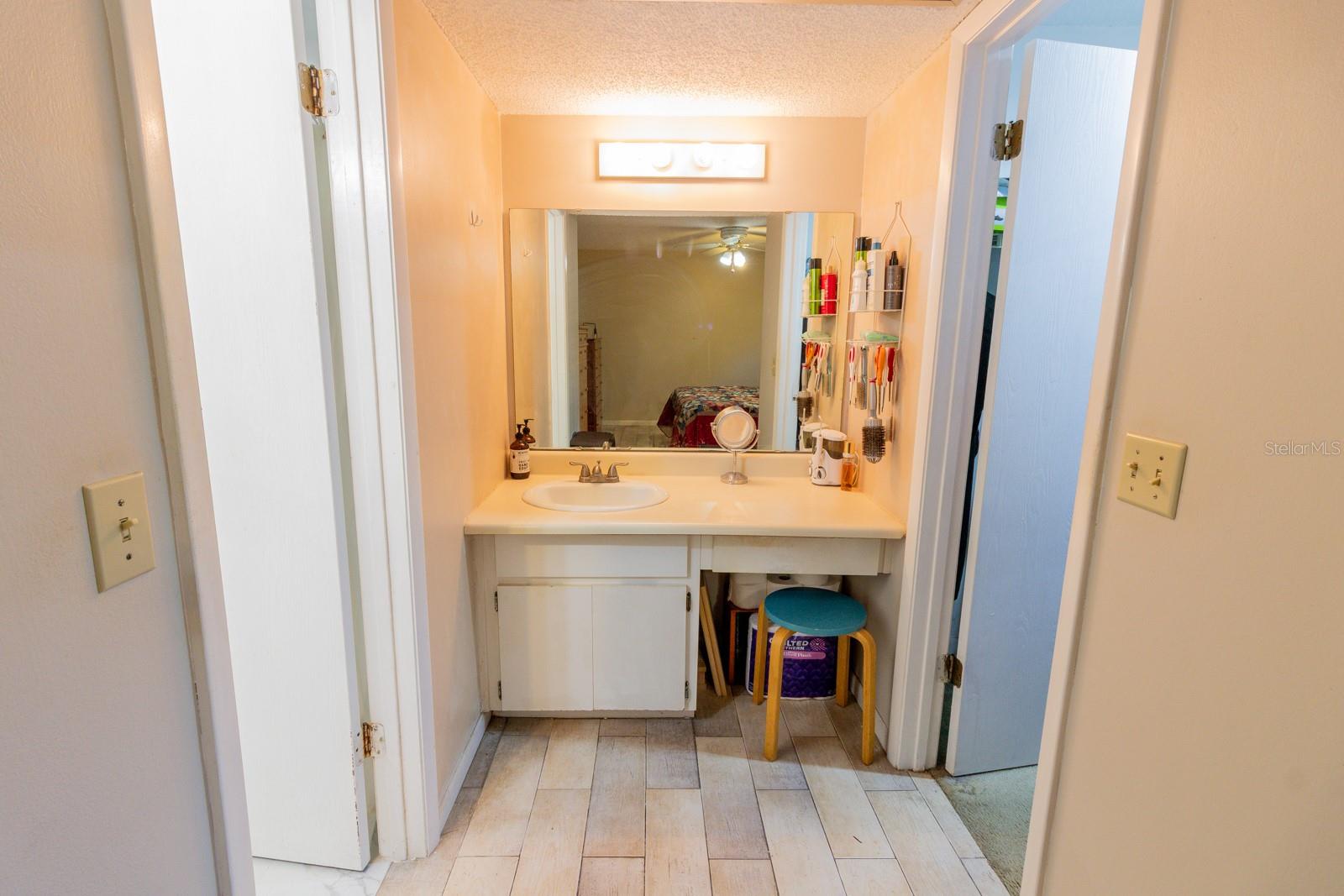 ROLLING OAKS - Residential