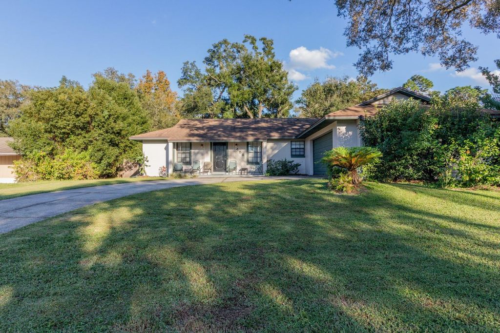 Photo of 456 Bison Circle, Apopka, FL 32712 (MLS # O6355116)